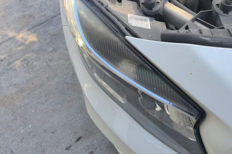Used Mercedes-Benz GLA 2016 GLA 200 Sport Edition Right Front Headlight