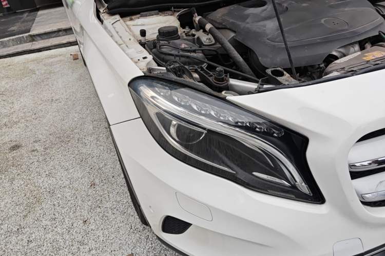 Used Mercedes-Benz GLA 2016 GLA 200 Fashion Model Right Front Headlight
