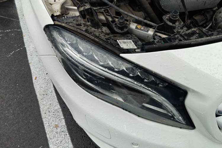 Used Mercedes-Benz GLA 2016 GLA 200 Fashion Model Right Front Headlight