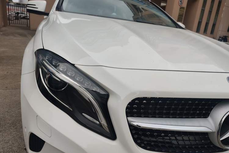 Used Mercedes-Benz GLA 2016 GLA 200 Fashion Model Right Front Headlight