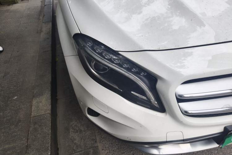 Used Mercedes-Benz GLA 2016 GLA 220 4MATIC Fashion Edition Right Front Headlight