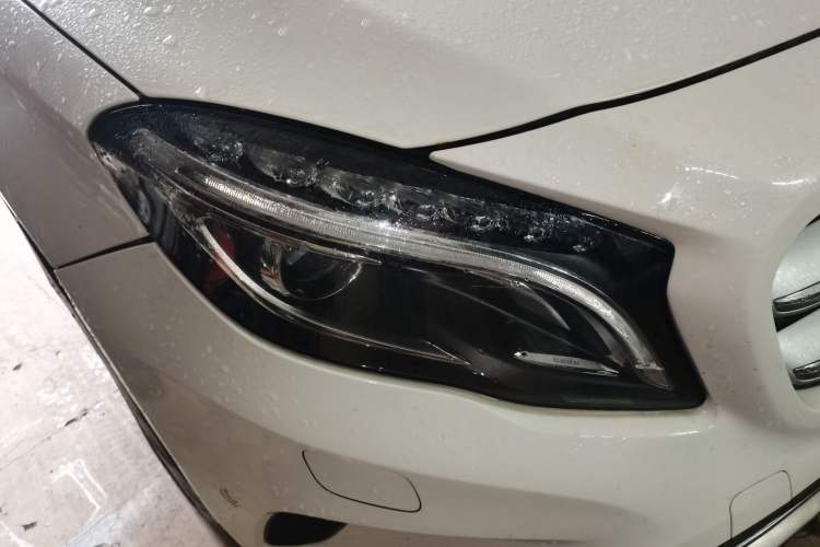 Used Mercedes-Benz GLA 2016 GLA 220 4MATIC Fashion Edition Right Front Headlight