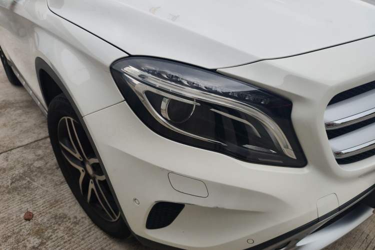 Used Mercedes-Benz GLA 2016 GLA 200 Fashion Model Right Front Headlight