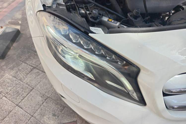 Used Mercedes-Benz GLA 2016 GLA 200 Fashion Model Right Front Headlight