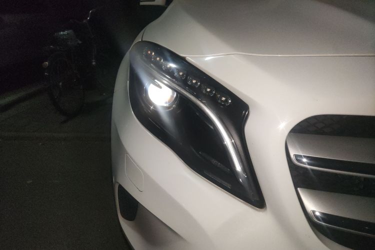 Used Mercedes-Benz GLA 2016 GLA 200 Fashion Model Right Front Headlight