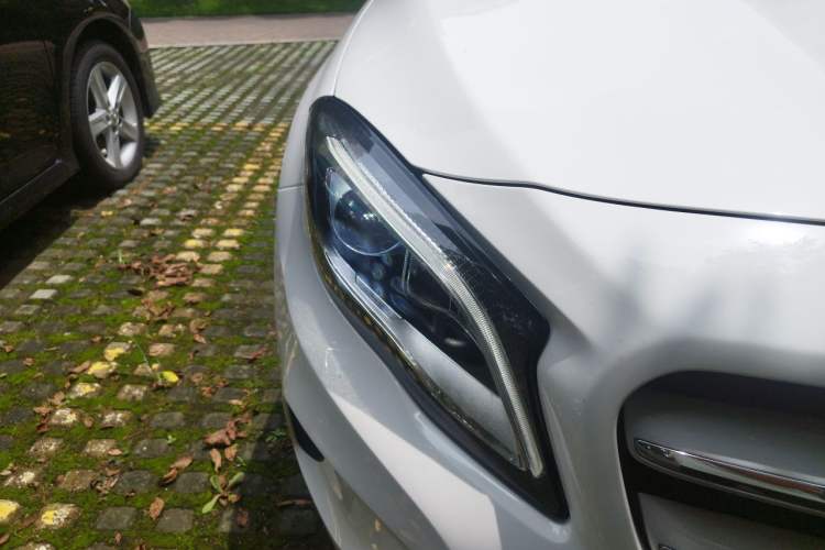 Used Mercedes-Benz GLA 2016 GLA 200 Fashion Model Right Front Headlight