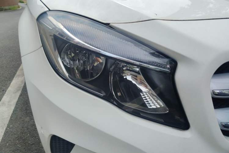 Used Mercedes-Benz GLA 2016 GLA 200 Sport Edition Right Front Headlight