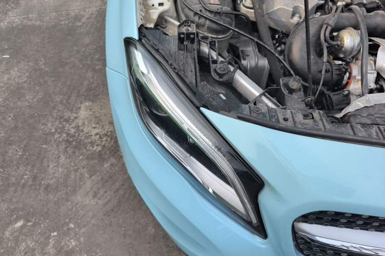 Used Mercedes-Benz GLA 2016 GLA 200 Sport Edition Right Front Headlight