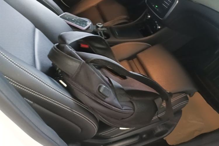 Used Mercedes-Benz GLA 2016 GLA 200 Sport Edition Right Front Seat
