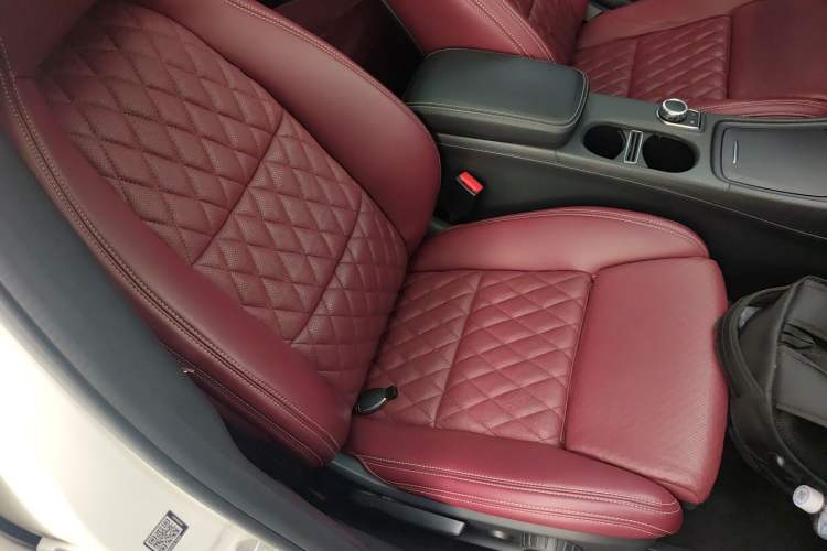 Used Mercedes-Benz GLA 2016 GLA 200 Fashion Model Right Front Seat