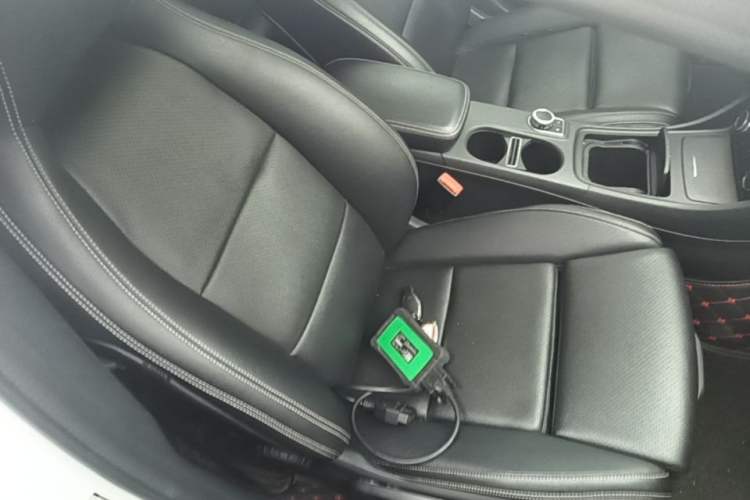 Used Mercedes-Benz GLA 2016 GLA 200 Fashion Model Right Front Seat