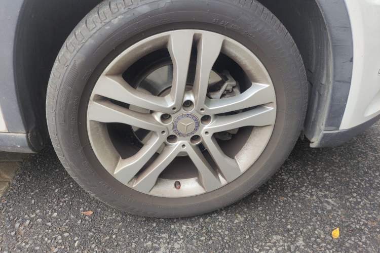 Used Mercedes-Benz GLA 2016 GLA 200 Sport Edition Right Front Wheel Hub