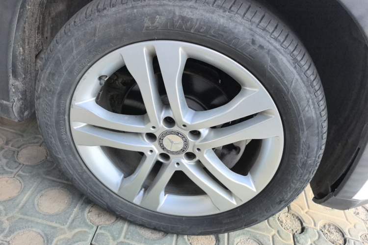 Used Mercedes-Benz GLA 2016 GLA 200 Sport Edition Right Front Wheel Hub
