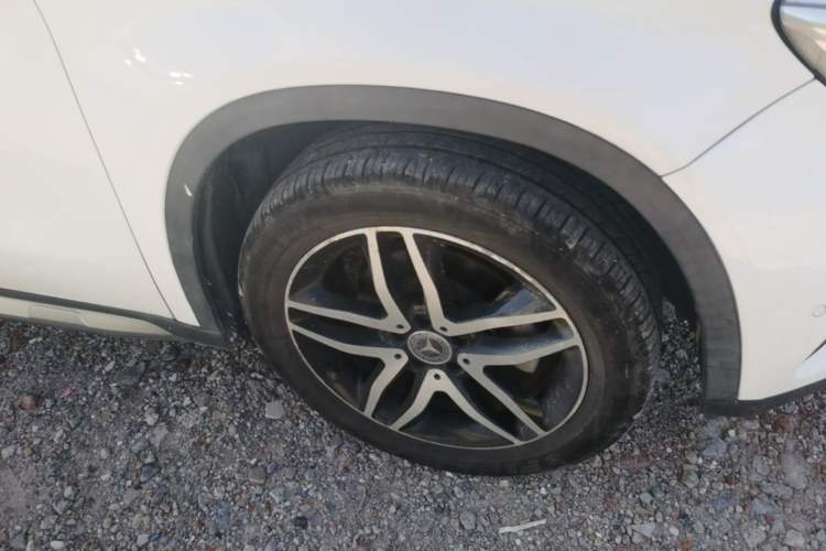 Used Mercedes-Benz GLA 2016 GLA 200 Fashion Model Right Front Wheel Hub