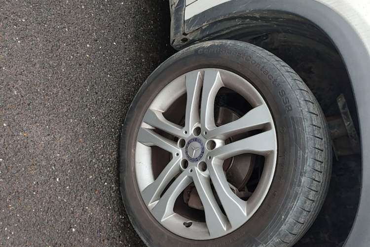 Used Mercedes-Benz GLA 2016 GLA 200 Sport Edition Right Front Wheel Hub