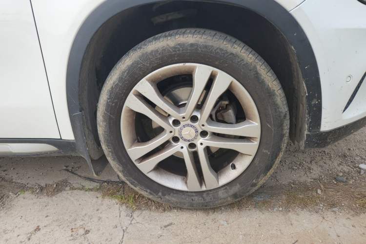 Used Mercedes-Benz GLA 2016 GLA 200 Sport Edition Right Front Wheel Hub