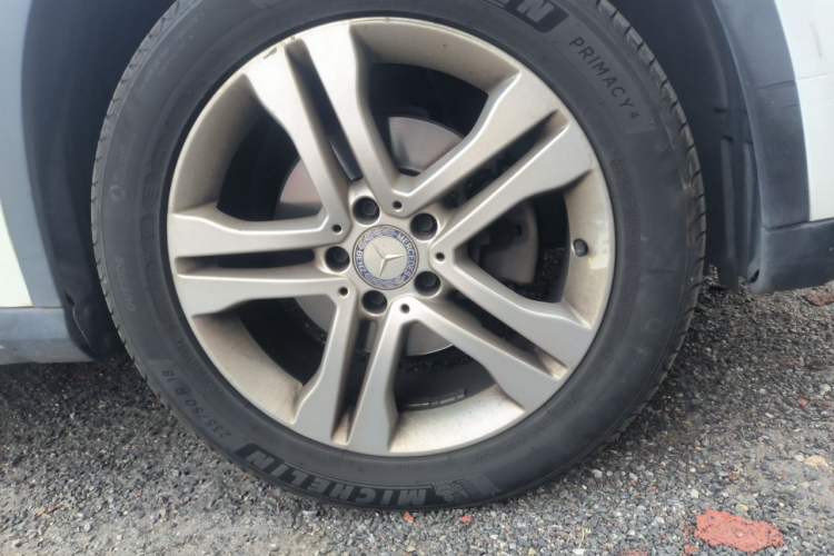 Used Mercedes-Benz GLA 2016 GLA 200 Sport Edition Right Front Wheel Hub