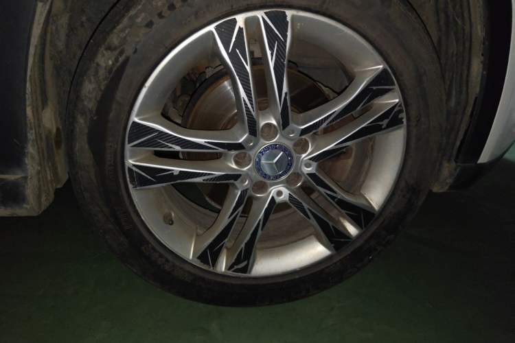 Used Mercedes-Benz GLA 2016 GLA 200 Sport Edition Right Front Wheel Hub