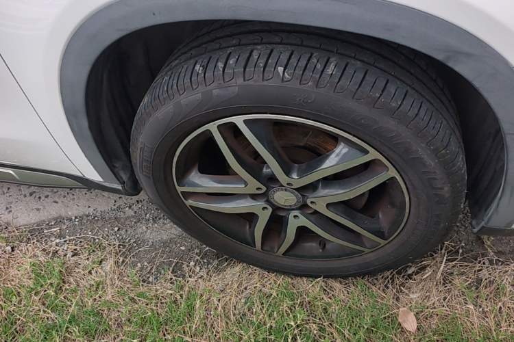 Used Mercedes-Benz GLA 2016 GLA 220 4MATIC Fashion Edition Right Front Wheel Hub