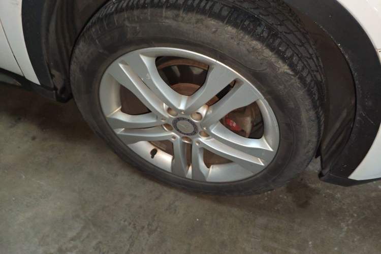 Used Mercedes-Benz GLA 2016 GLA 200 Sport Edition Right Front Wheel Hub