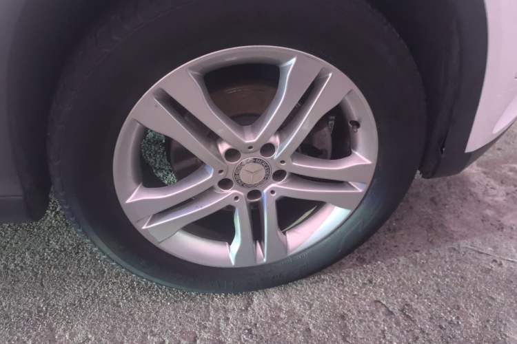 Used Mercedes-Benz GLA 2016 GLA 200 Sport Edition Right Front Wheel Hub