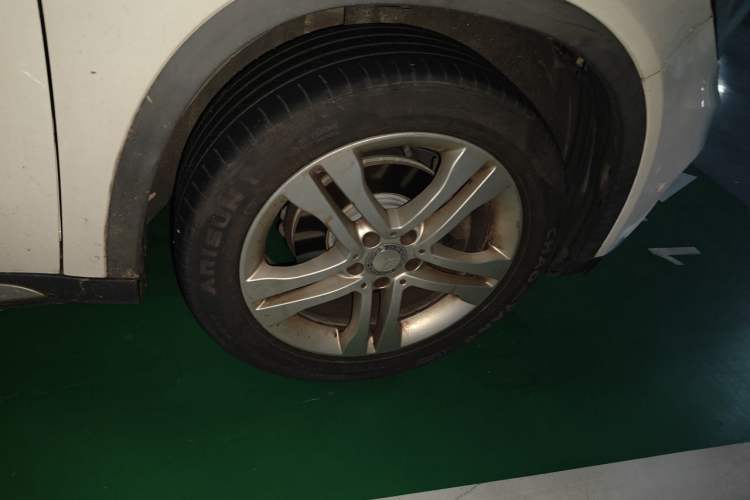 Used Mercedes-Benz GLA 2016 GLA 200 Sport Edition Right Front Wheel Hub