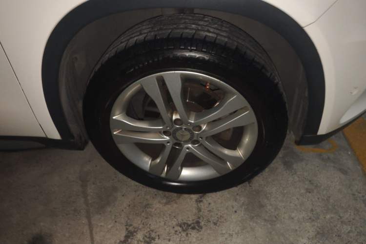 Used Mercedes-Benz GLA 2016 GLA 200 Sport Edition Right Front Wheel Hub