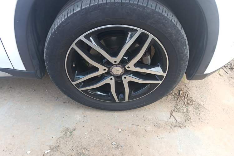 Used Mercedes-Benz GLA 2016 GLA 200 Fashion Model Right Front Wheel Hub