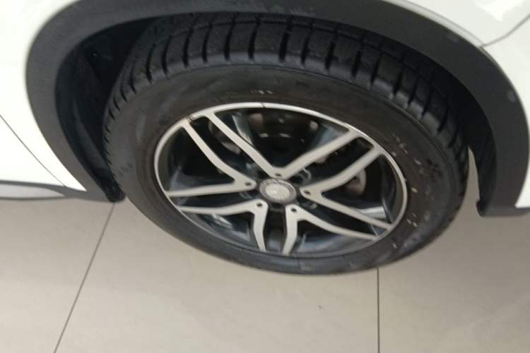 Used Mercedes-Benz GLA 2016 GLA 200 Fashion Model Right Front Wheel Hub