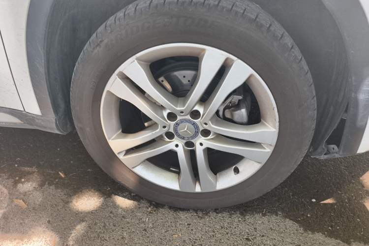 Used Mercedes-Benz GLA 2016 GLA 200 Sport Edition Right Front Wheel Hub