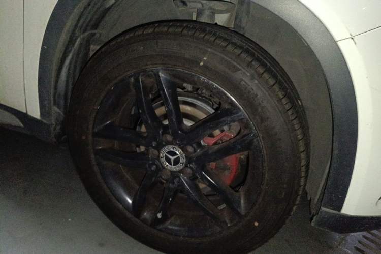 Used Mercedes-Benz GLA 2016 GLA 220 4MATIC Fashion Edition Right Front Wheel Hub