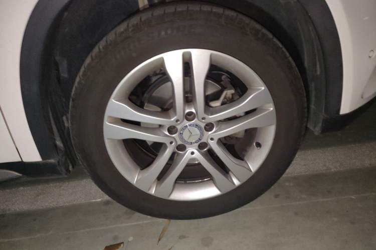 Used Mercedes-Benz GLA 2016 GLA 200 Sport Edition Right Front Wheel Hub