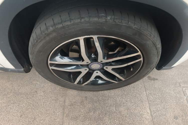 Used Mercedes-Benz GLA 2016 GLA 200 Fashion Model Right Front Wheel Hub