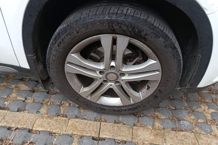 Used Mercedes-Benz GLA 2016 GLA 200 Sport Edition Right Front Wheel Hub