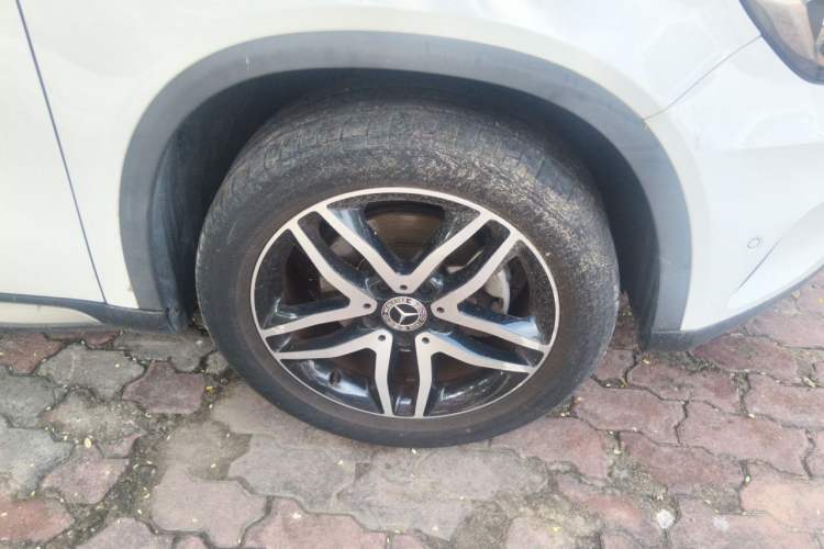 Used Mercedes-Benz GLA 2016 GLA 200 Fashion Model Right Front Wheel Hub
