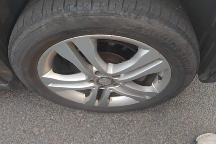 Used Mercedes-Benz GLA 2016 GLA 200 Sport Edition Right Front Wheel Hub