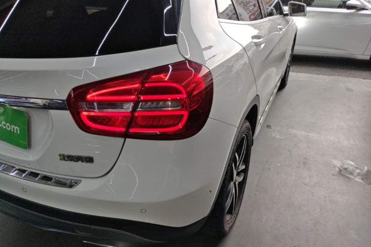 Used Mercedes-Benz GLA 2016 GLA 200 Fashion Model Right Rear Taillight