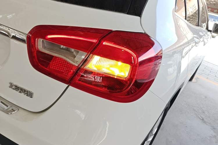 Used Mercedes-Benz GLA 2016 GLA 200 Sport Edition Right Rear Taillight