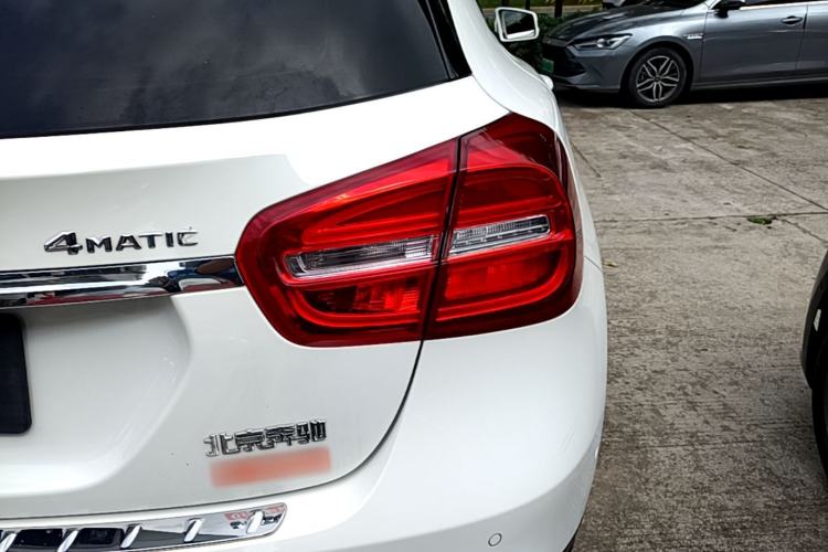 Used Mercedes-Benz GLA 2016 GLA 220 4MATIC Luxury Model Right Rear Taillight