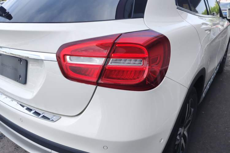 Used Mercedes-Benz GLA 2016 GLA 200 Fashion Model Right Rear Taillight