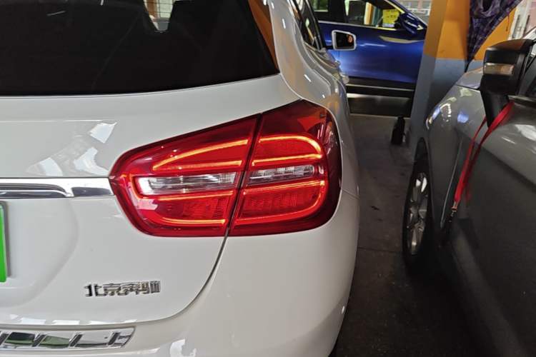 Used Mercedes-Benz GLA 2016 GLA 200 Fashion Model Right Rear Taillight