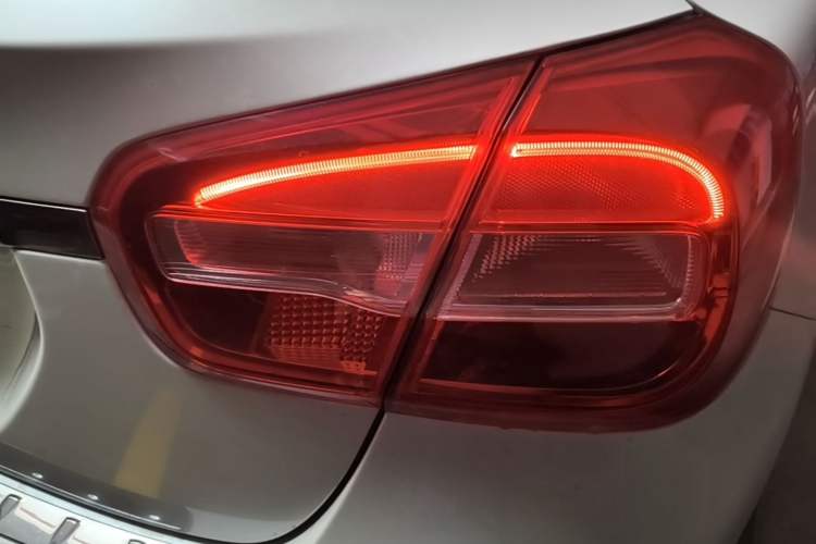 Used Mercedes-Benz GLA 2016 GLA 200 Sport Edition Right Rear Taillight