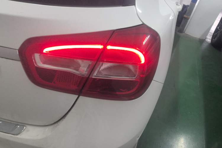 Used Mercedes-Benz GLA 2016 GLA 200 Fashion Model Right Rear Taillight