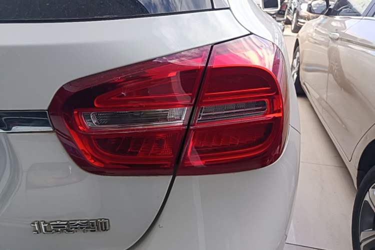 Used Mercedes-Benz GLA 2016 GLA 200 Fashion Model Right Rear Taillight