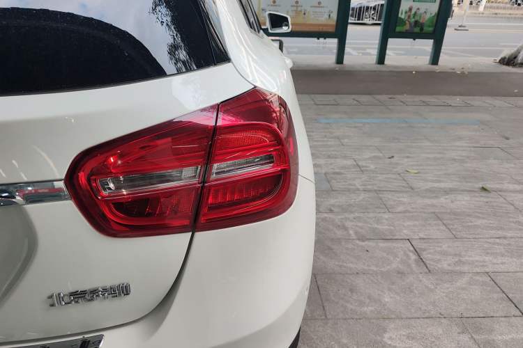 Used Mercedes-Benz GLA 2016 GLA 200 Fashion Model Right Rear Taillight