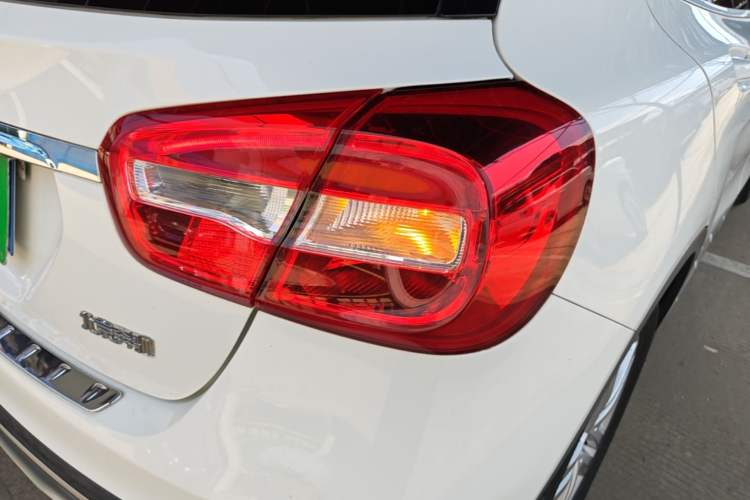 Used Mercedes-Benz GLA 2016 GLA 200 Sport Edition Right Rear Taillight