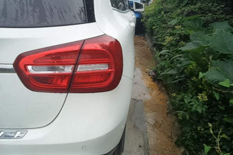 Used Mercedes-Benz GLA 2016 GLA 200 Fashion Model Right Rear Taillight