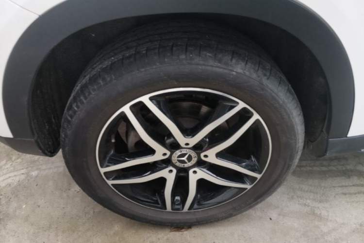 Used Mercedes-Benz GLA 2016 GLA 200 Fashion Model Right Rear Wheel Hub