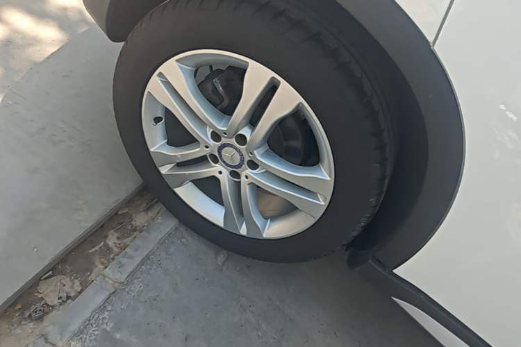 Used Mercedes-Benz GLA 2016 GLA 200 Sport Edition Right Rear Wheel Hub