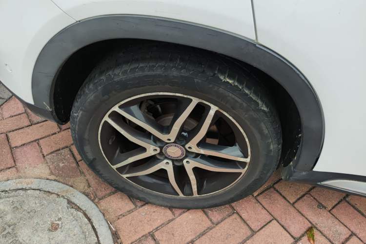 Used Mercedes-Benz GLA 2016 GLA 200 Fashion Model Right Rear Wheel Hub